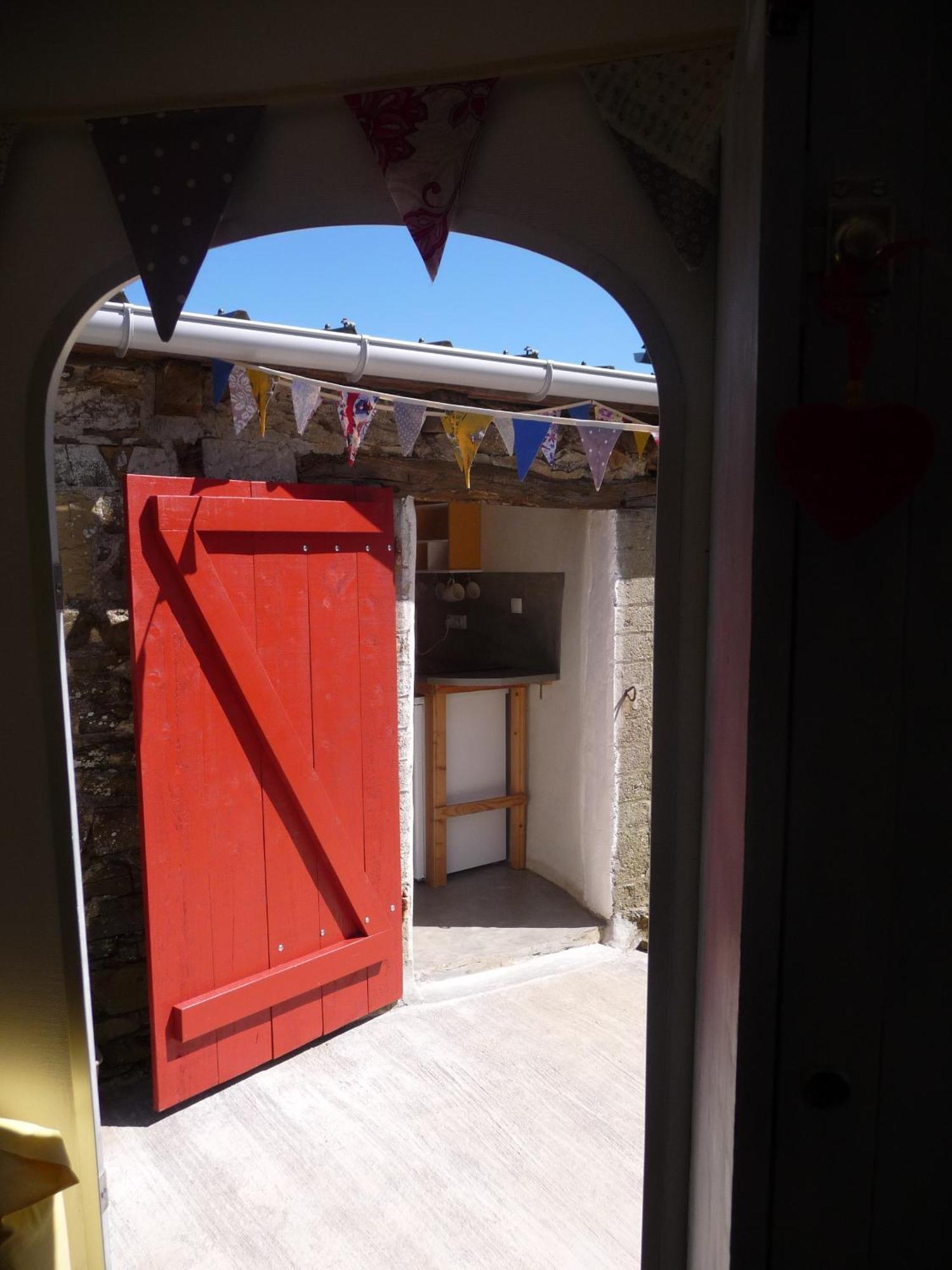 Bretagne Chambre D'Hotes Suite 53M2 Et Caravane Vintage Avec Cuisine Et Salle De Bains Privees Brittany B&B 53M2 Suite And Vintage Caravan Glamping With Private Kitchen And Bathroom Pleumeur-Gautier Exterior photo